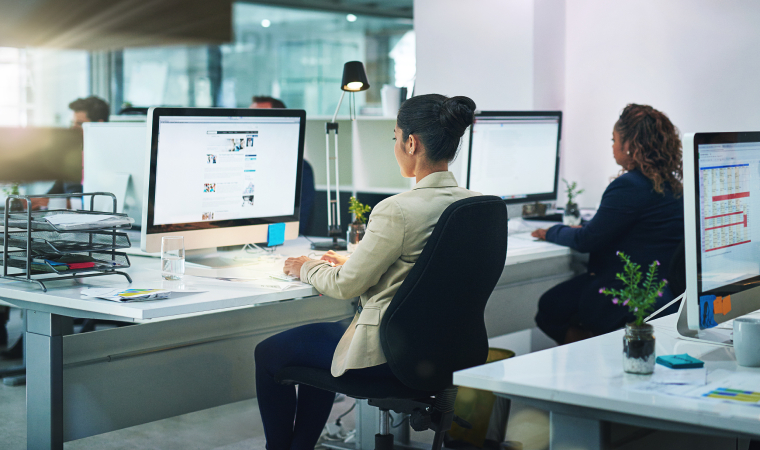 2025年中國跨境電商B2B市場規模預計將達13.9萬億元(圖1)