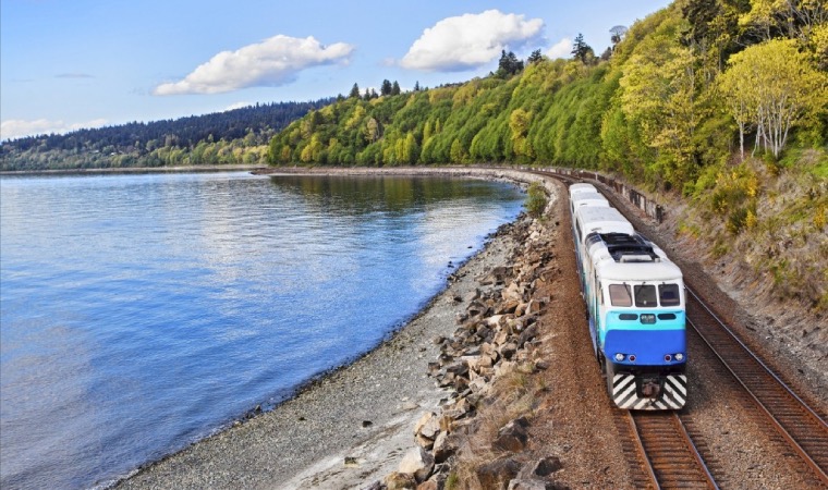 中歐班列跑出“加速度”，搭建起對外貿易的“鋼鐵橋梁”