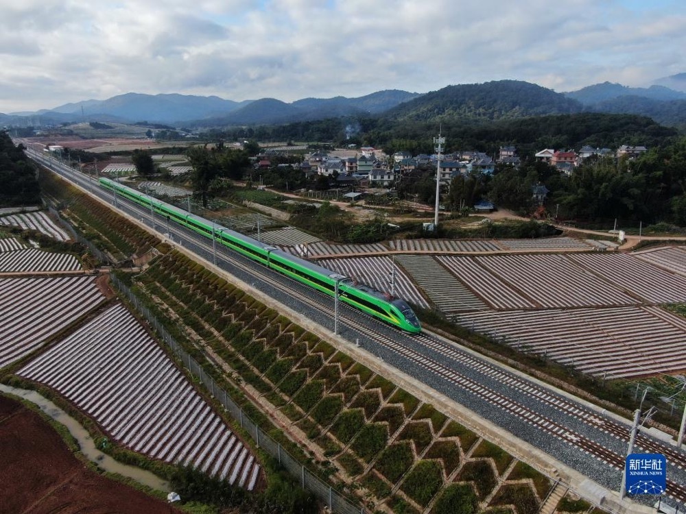 中老鐵路投運“滿月” 客貨外貿運輸紅利到來